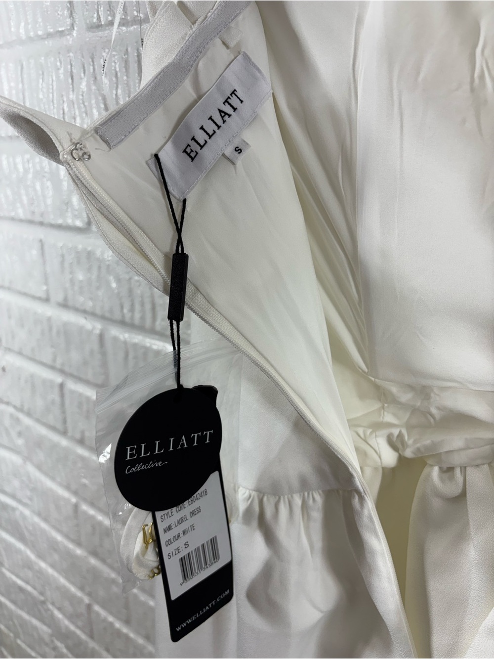 Elliatt Laurel Dress White Strapless Bridal Small Midi NWT - Picture 6 of 7